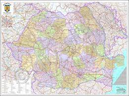 Pentru a va ajuta sa navigati, am intocmit o lista cu distantele rutiere intre principalele localitati din romania, europa, italia, germania sau spania. Romania Harta De Perete Administrativa Rutiera Turistica 140x200cm Scara 1 400 000 Laminata Baghete