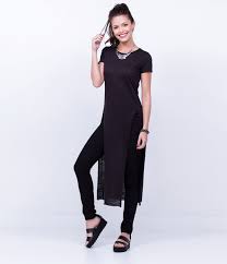 Camisetas Femininas Compridas Para Usar Com Legging Blusa Alongada Com Fendas Lojas Renner Pano Vestidos Esportivos Blusas Femininas