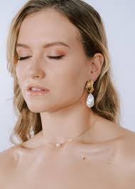 Colliers de mariée pour votre parure de mariage