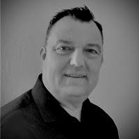 100+ "Elmar Mann" profiles