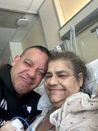 Fundraiser by Chris Gomes : Help the Gomes Family Reunite in Hawaii