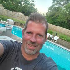 Can I bring a stanley like cup and they will fill it at the bar?.