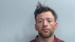 🚨 CRIME STOPPERS: Wanted Person of the Week The Lexington Police  Department along with the University of Kentucky Police Department is  looking for Edwin Orozco. The 31-year old has three outstanding warrants