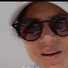 Tu segui una morning routine? ☀️ Come dice Michelle Hunziker, lavare via la  notte è importantissimo! Ecco tutti i sui consigli 😉