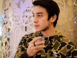 How can i contact aliff alli khan's management team or agent details, and how do i get in touch directly? 9gp4lcoacfmmnm