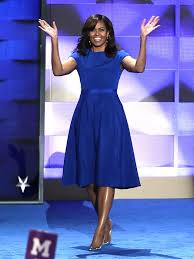 Michelle Obama S Dnc Dress Leads The Very Stylish Short Sleeved Pack Coole Kleider Outfit Michelle Obama