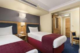 El days inn está a solo 500 metros de hyde park y a 2 minutos a pie de la estación de tren de paddington. Days Inn By Wyndham London Hyde Park London 2021 Updated Prices Deals
