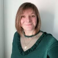 Deborah Blandin's Instagram, Twitter & Facebook