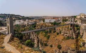 Alger et constantine où vivaient beaucoup de juifs algériens, . Constantine The Amazing City Of Bridges In Algeria