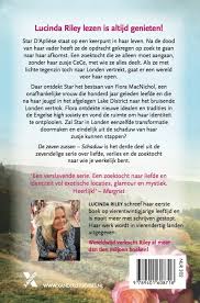 Na de plotselinge dood van hun vader komen maia en haar zussen bij elkaar in hun ouderlijk huis, een prachtig landhuis aan het meer van genève. Lucinda Riley Serie De Zeven Zussen