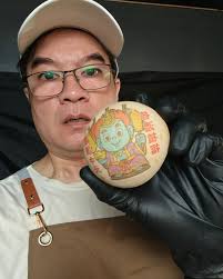 農曆七月的大魔王，中元普渡大士爺，觀世音菩薩的化身，鬼王樣貌降伏妖眾。 但是做成椪品之後怎麼這麼可愛啊~ 大家覺得哪一款最Q呢?