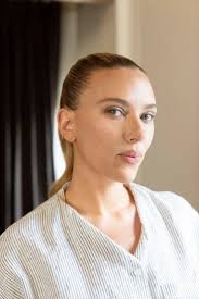 Any favorite non-English romance films? My choices are "La nuit  fantastique", "Opfergang", and "Senso". What are your favorites? 🎬