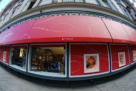 Macy S Nyc Famous 34th Street Store Awnings Designed And Fabricated By Hudson Awning Sign Design Awning 34 Street