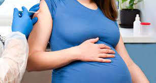 Sars Cov 2 Impfung Von Schwangeren Und Stillenden Schutzt Auch Fetus