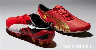 Pes2018 fantasy kits ferrari v1.1 by balto edita. Speed Battle Puma Evospeed Ducati Sl Vs V1 815 Ferrari Soccerbible
