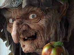 La strega e il boccone | POLISCRITTURE 3