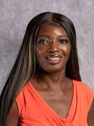 Samantha Gwynn's Instagram, Twitter & Facebook