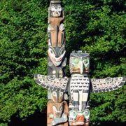 See more ideas about totem, totem pole, pole art. How To Make A Homemade Totem Pole Ehow Totem Pole Native American Totem Poles Native American Totem