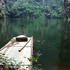 Tasik cermin aka mirror lake is a magical mystery lake hidden behind and in between towering limestone cliffs in ipoh, perak Tasik Cermin Picture Of Tasik Cermin Ipoh Tripadvisor