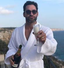 Tom ellis officialtomellis instagram compilation 2018. Sunglasses Worn By Tom Ellis On Instagram Spotern