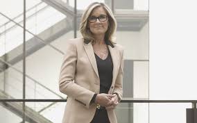 Angela Ahrendts Is Part Of The Bof 500 Angela Ahrendts Fashion Executive Fashion