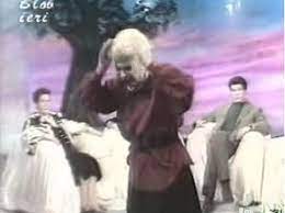 Sandra milo, pseudonimo di salvatrice elena greco (tunisi, 11 marzo 1933), è un'attrice, conduttrice televisiva e personaggio televisivo italiana. Sandra Milo E La Famosa Telefonata Sul Figlio Ciro Corriere It