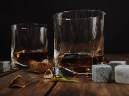 What Should I Mix With Whiskey 11 Whiskey Cocktail Recipes Drnxmyth