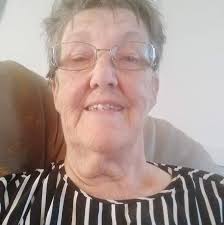 Friends and family who are from Memphis are an important part of my life!  Elizabeth Messick High School is our connection 😀😋😍😀