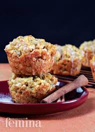 Kue tradisional yang berasal dari jawa terlepas dari asal usul nama kue bercita rasa manis dan gurih ini, kali ini brilio.net mau memberi 1. Kue Iwel