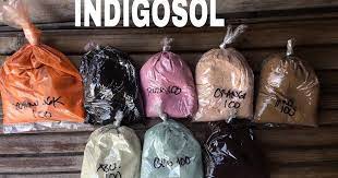Kain dibasahi dalam air bersih. Cara Penggunaan Indigosol Pada Pewarnaan Batik