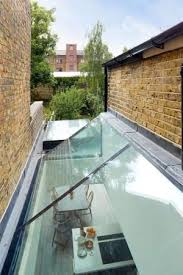 This Victorian Terraced Property In Battersea Has Been Reconfigured And Remodelled Throughout Th Maison Terrasse Victorienne Idees Veranda Terrasse Victorienne