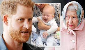 Meghan and harry welcome baby girl, lilibet diana. Prince Harry Stopped Archie From Mimicking Queen He S Not Doing That Royal News Express Co Uk