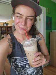 Cinnamon rolls for large hands