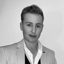 Stream Climbing King George Falls For The View by Oliver Dostal