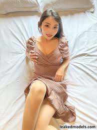 Discover Shiorionesan's Private Nudes