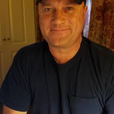 Clint Vick's Instagram, Twitter & Facebook