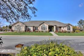 Looking For A House For Sale In Santa Clara County Beautiful 5 Bedroom Home In Morgan Hill Ca Price 2 599 000 For Mor House Styles Selling Your House Hills