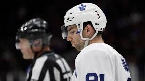 Toronto leafs captain john tavares was taken off the ice on a stretcher following a dangerous hit to the head. Toronto Maple Leafs Say Injured John Tavares To Return To Off Season Training Program In One Month Tsn Ca