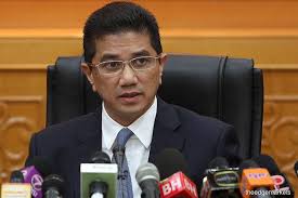 In the meantime, another petition regarding the current minister of international trade and industry, azmin ali made its rounds in a similar fashion. Azmin Ali Clocks Out As Selangor Mb For The Last Time To Focus On Bringing In Fdi In New Role The Edge Markets