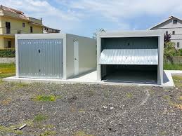 Un box auto prefabbricato è la soluzione ideale se si desidera creare uno spazio di ricovero sicuro e protetto per auto e moto, tutto ciò i prezzi dei box auto prefabbricati dipendono dalla tipologia scelta, dalla categoria del materiale impiegato e dal suo pregio, dalla grandezza e dagli optional. Garage Prefabbricati Box Auto E Moto Fmbtubes