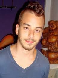 Otto está com três anos de idade e o cantor aproveitou para dividir com os seguidores um momento de. Junior Lima Altura Peso Medidas Do Corpo Idade Biografia Wiki