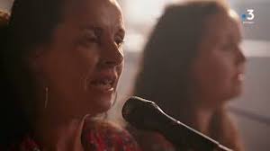 Ar strollad Pretty Fair Maids e-barzh Bali Breizh : Wayfaring stranger