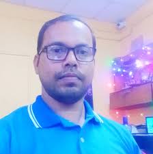 Under six runs an over where the biggest boundary was 69 metres...  outstanding from Sabba 🙌