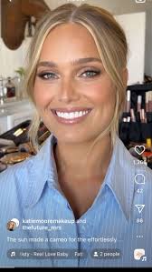 I am looking for a makeup artist for my 8/10/25 wedding in Portland! It  would be an earlier morning (8AM start time) but would be done by 11AM. I  would also like