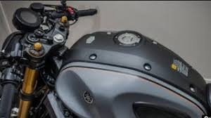 Fzs version 3 has three colors which are metric black, racing blue, matt black. Yamaha Fzx Launch Details Price Looks Origin 2021 Yamaha Fzx Is New Yamaha Xsr155 In India Youtube