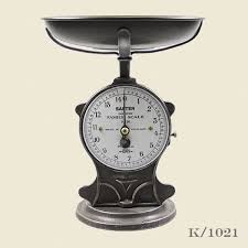 vintage spring balance scale  vintage