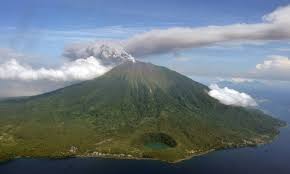 Saat ini, telah terbentuk gunung api bawah laut bernama lo'ihi yang terbentuk di tenggara pulau besar hawaii. Pasca Gempa Bmkg Pantau Aktivitas Gunung Api Bawah Laut Di Maluku Utara Selama Sepekan Satu Maluku