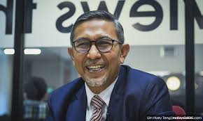 Selain itu, ahli parlimen ampang zuraida kamaruddin, ahli parlimen indera mahkota datuk turut keluar dari parti berkenaan ialah ahli parlimen bandar tun razak datuk kamaruddin jaffar, ahli parlimen nibong tebal datuk mansor othman dan ahli parlimen batu pahat datuk rashid hasnon. Malaysiakini Rashid Tetap Akan Berlembut Di Dewan Rakyat