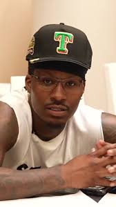 Duke Dennis Aye Look Doe