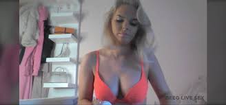 TaliaGrealish full naked dildo in pussy and great doggy